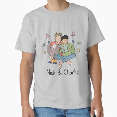 Heartstopper Nick Nelson And Charlie With A Book T-shirt